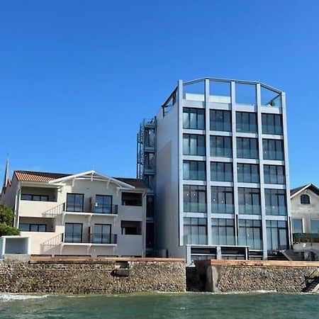 Les Vagues Hotel & Spa 阿卡雄 外观 照片