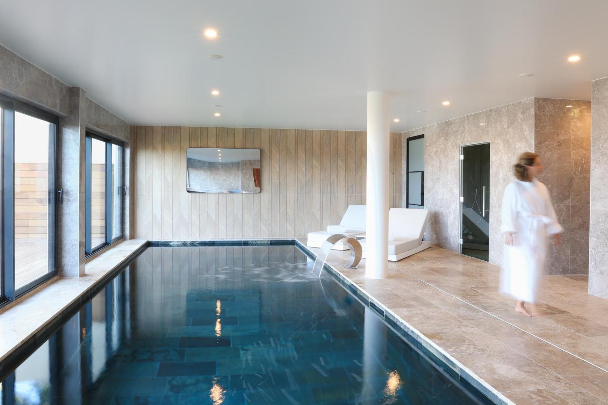 Les Vagues Hotel & Spa 阿卡雄 外观 照片