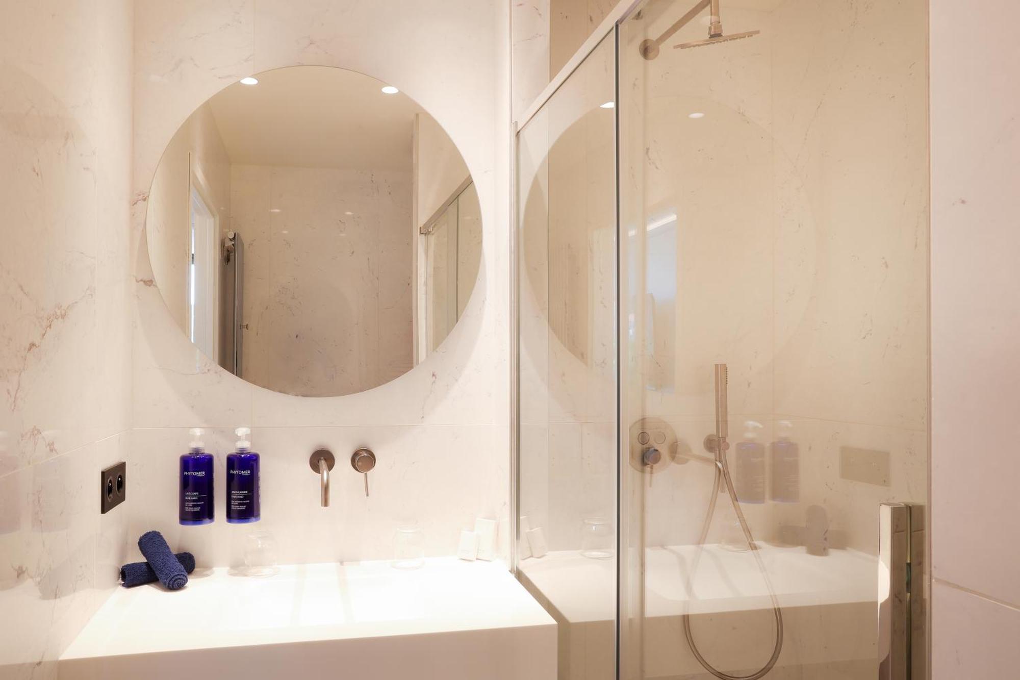 Les Vagues Hotel & Spa 阿卡雄 外观 照片