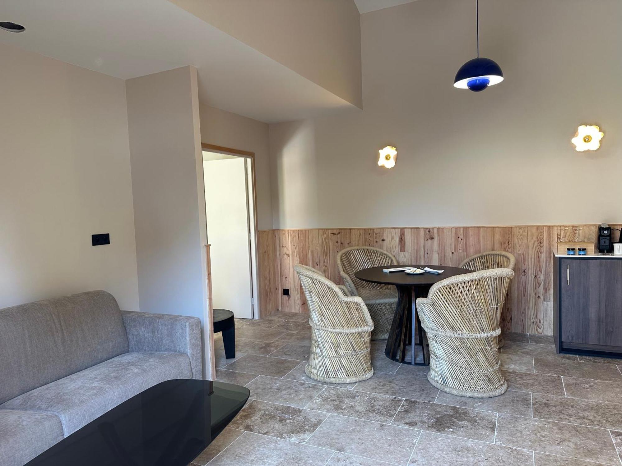 Les Vagues Hotel & Spa 阿卡雄 外观 照片